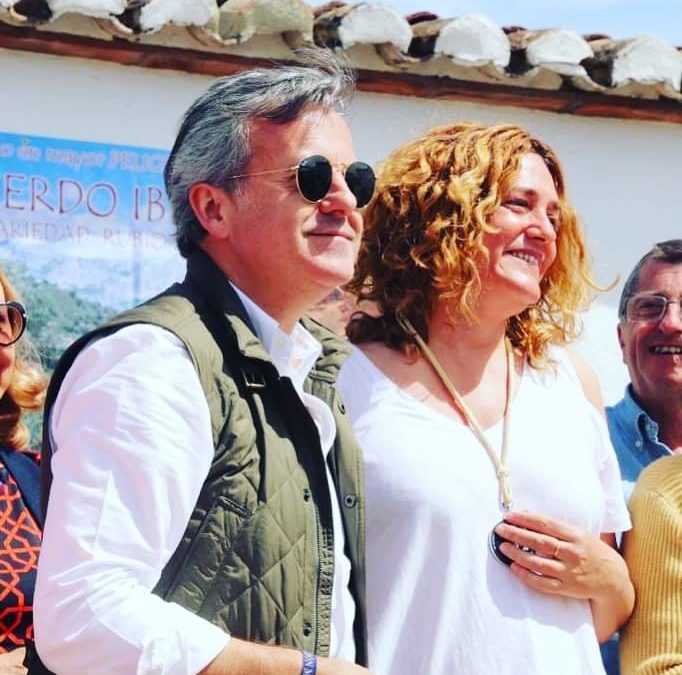 Esperanza Peláez recibe la Medalla de la Academia Gastronómica de Málaga